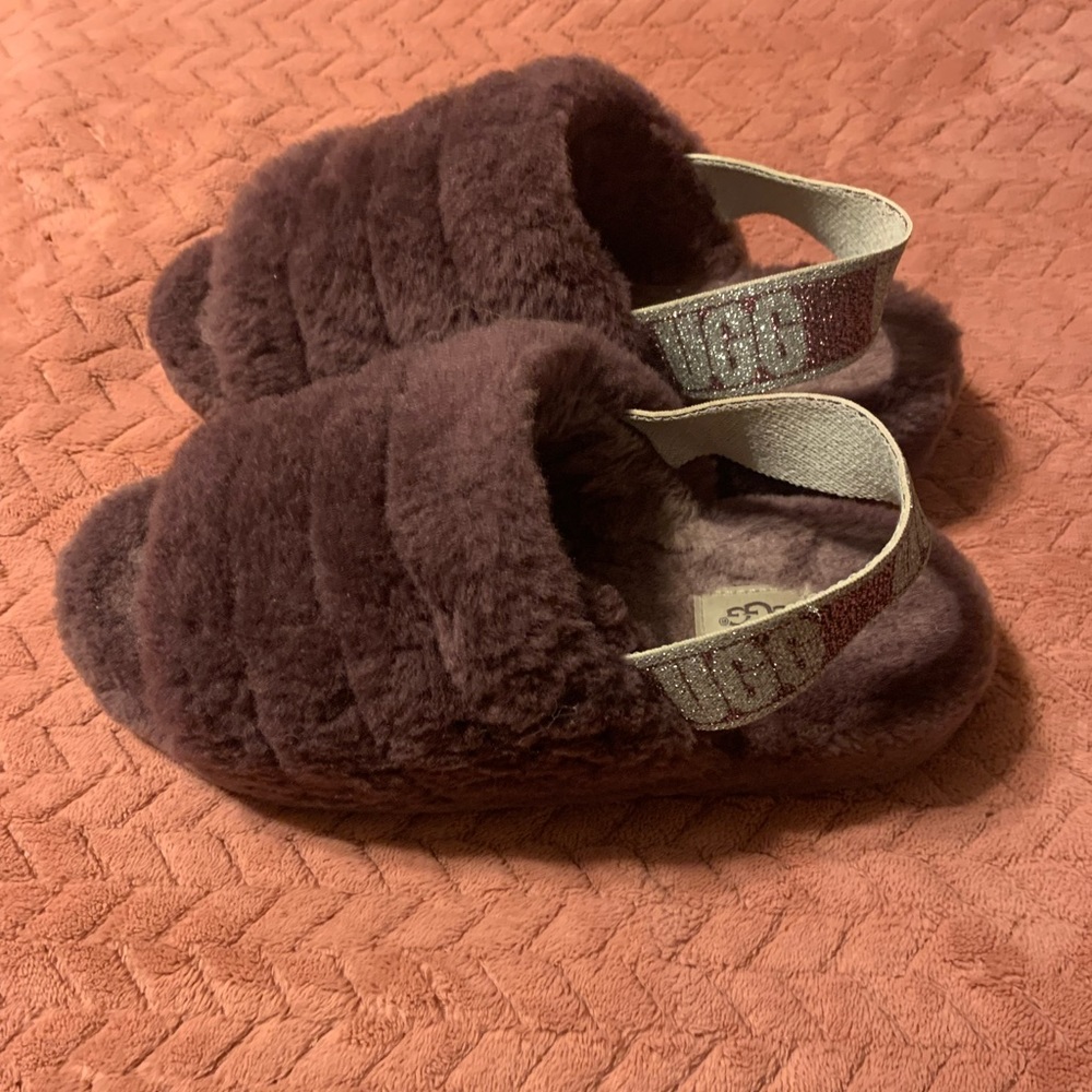 Ugg Fluff Yeah Slides